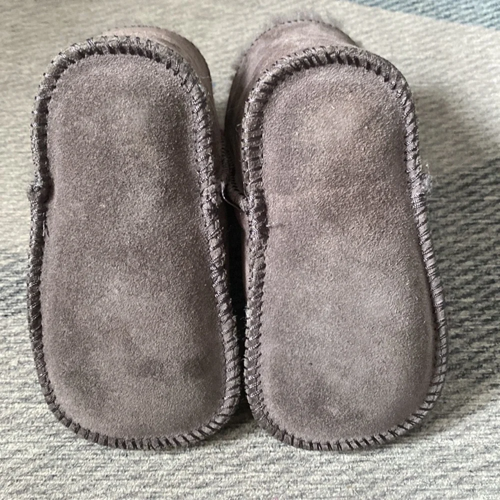 UGG infant erin
